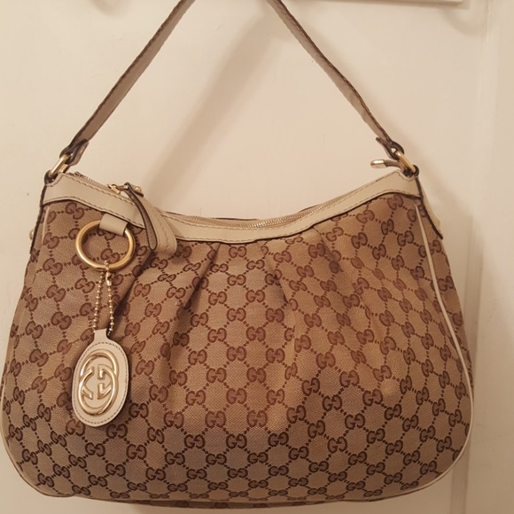 Authentic Gucci GG Canvas medium Sukey - Picture 1 of 8